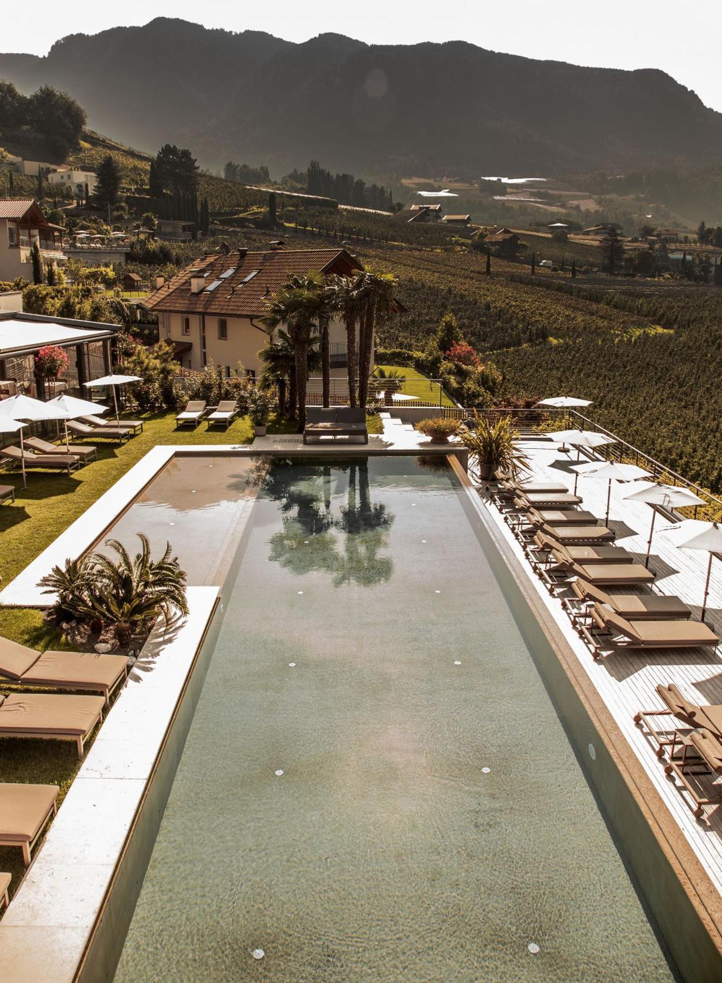 Boutique Hotel Eschenlohe Schenna Εξωτερικό φωτογραφία